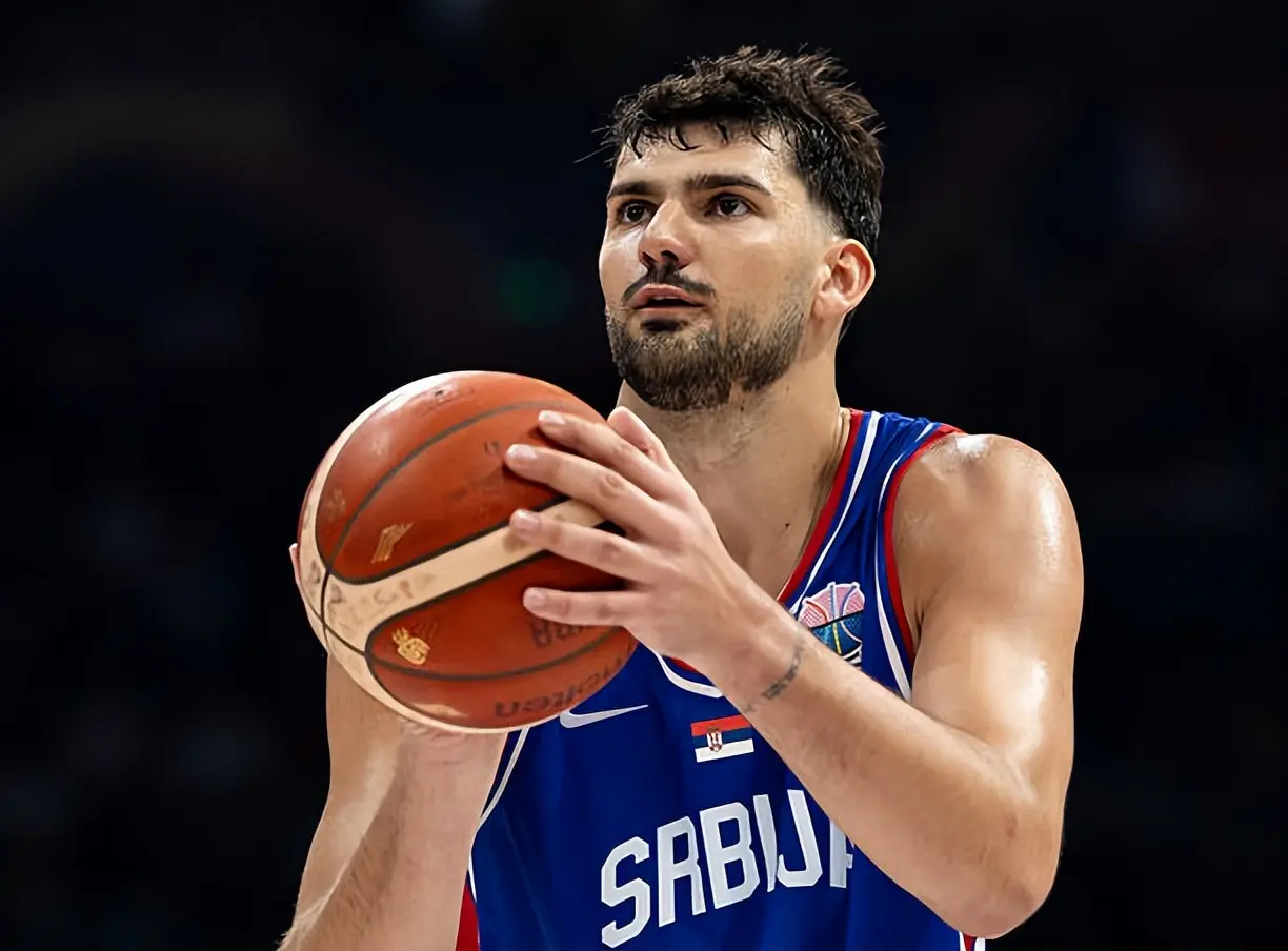 秒的出场时, img, 按理说应该