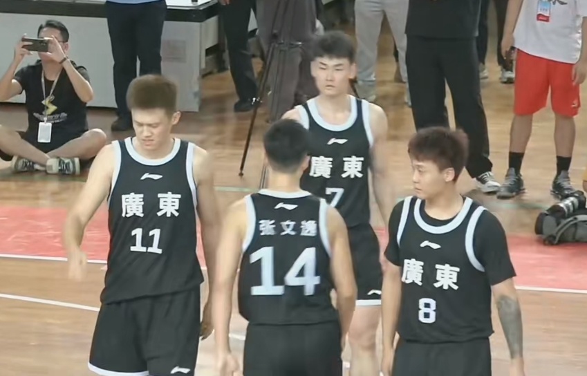 鹏的纠缠中 鹏的纠缠中